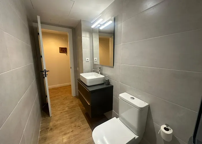 B22 - Pedronet Bajo Lejlighed *